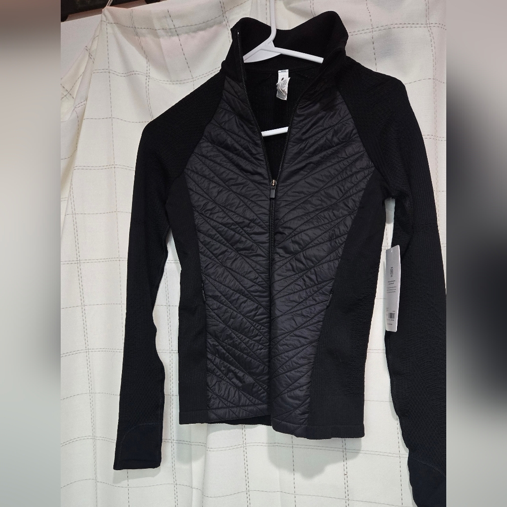 Athleta Flurry Force Insulated Primaloft Jacket II - Picture 2 of 9